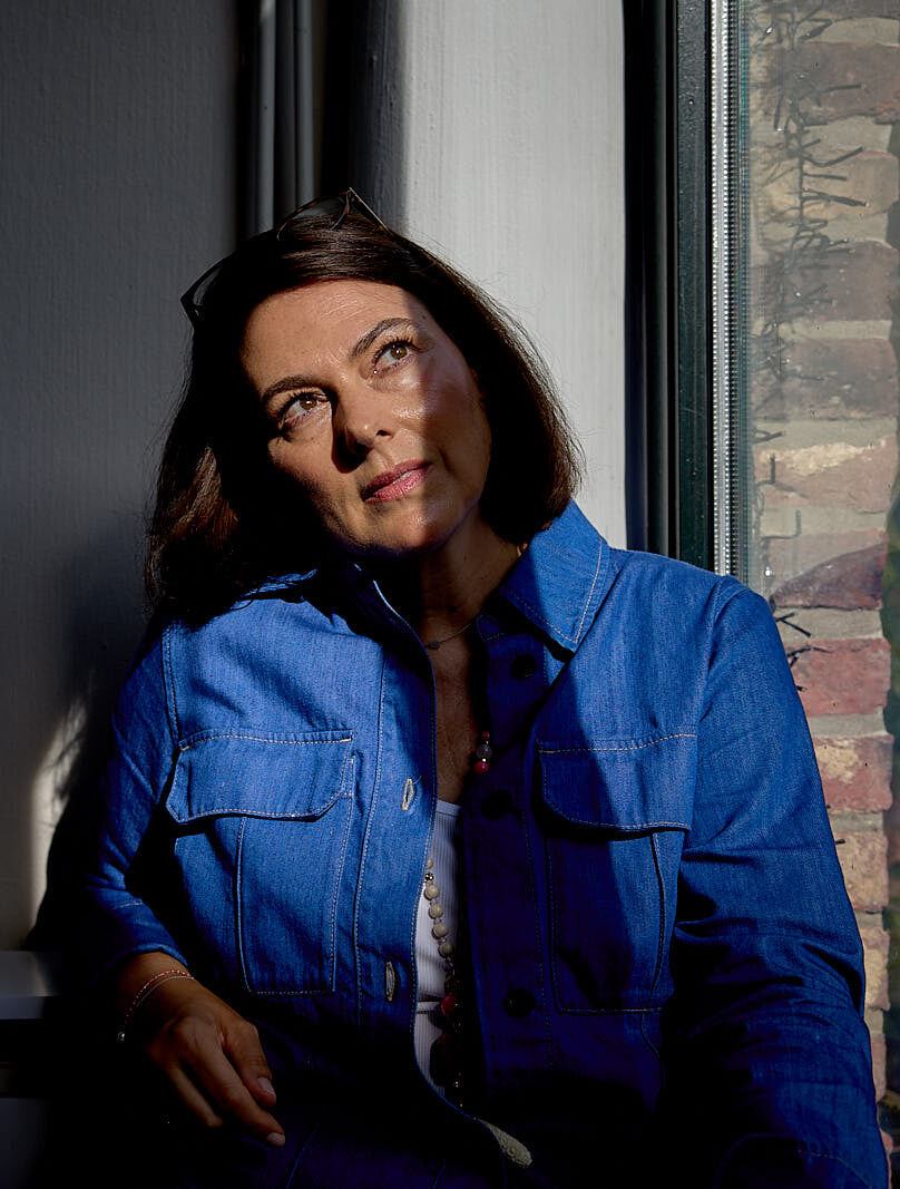 Nina von Buch am Fenster - Female Coach- Coaching für Frauen